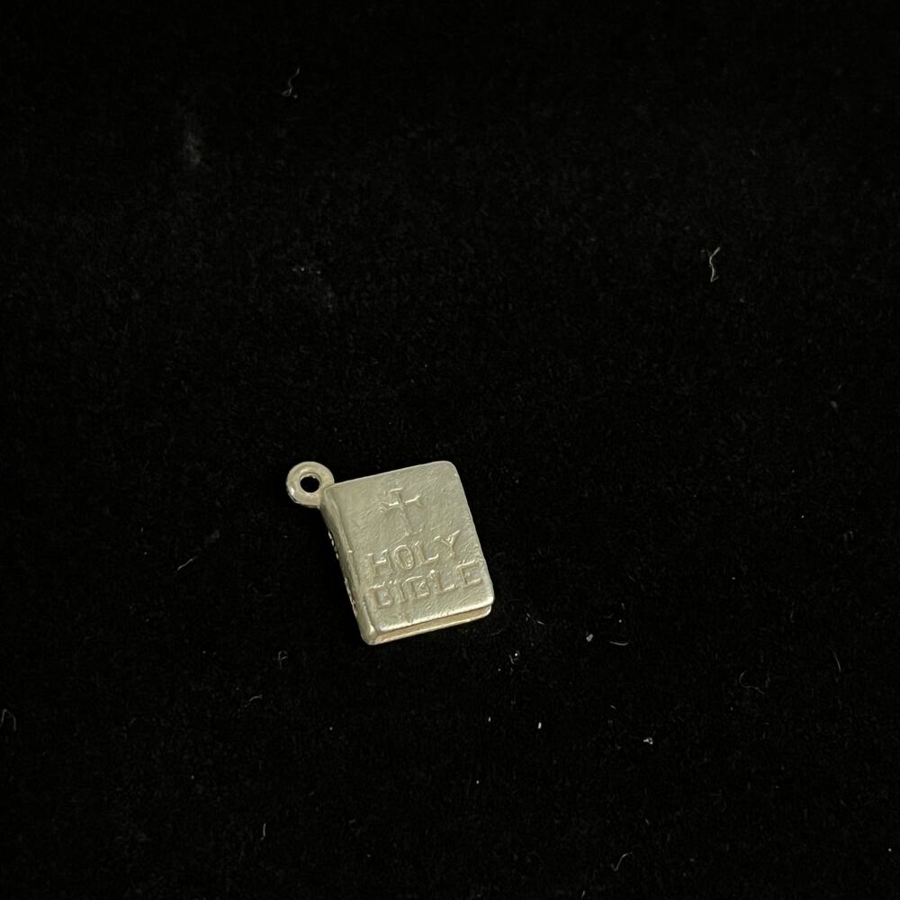 James Avery Sterling Silver Holy Bible Book Christian Faith Charm AVERY STER